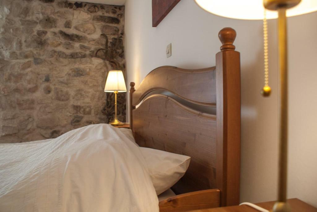 Le Colombier Bed & Breakfast Glandage Exterior photo